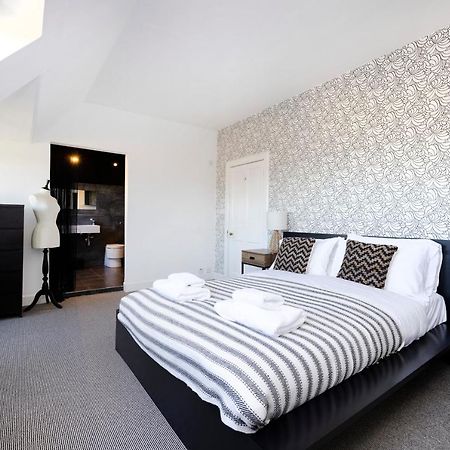 Apartamento Joivy Delightful Flat With Parking Edimburgo Exterior foto