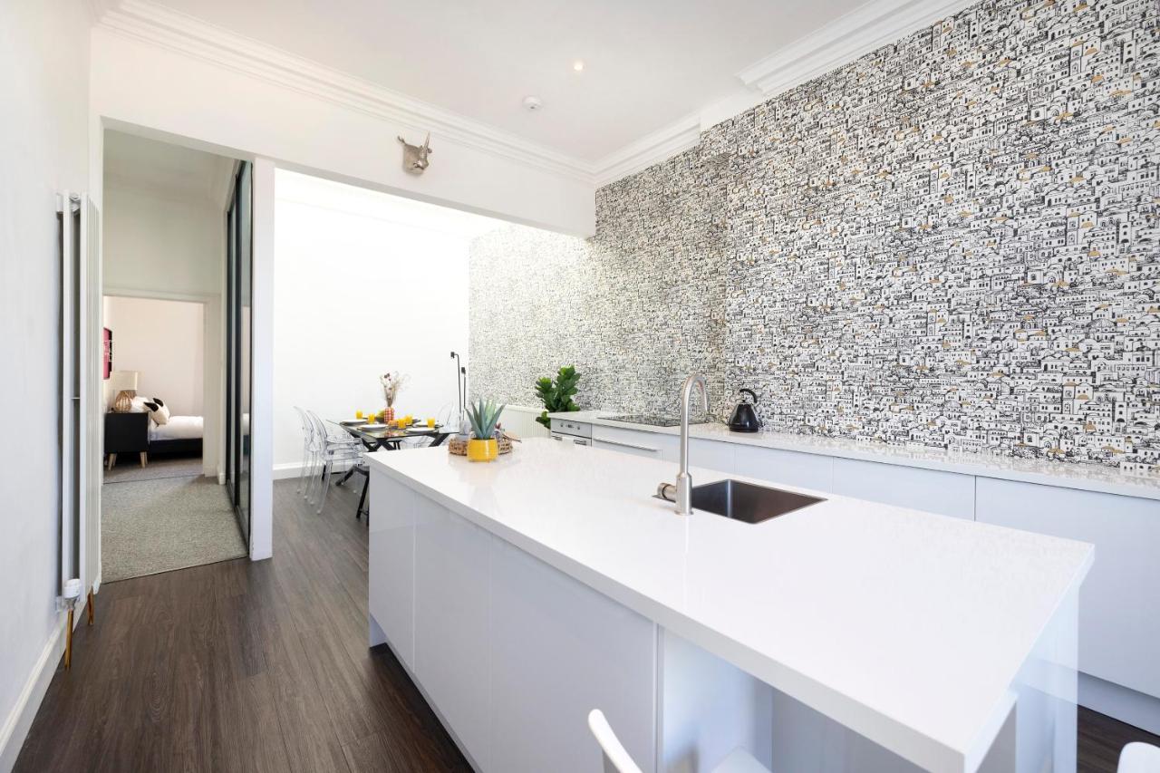 Apartamento Joivy Delightful Flat With Parking Edimburgo Exterior foto
