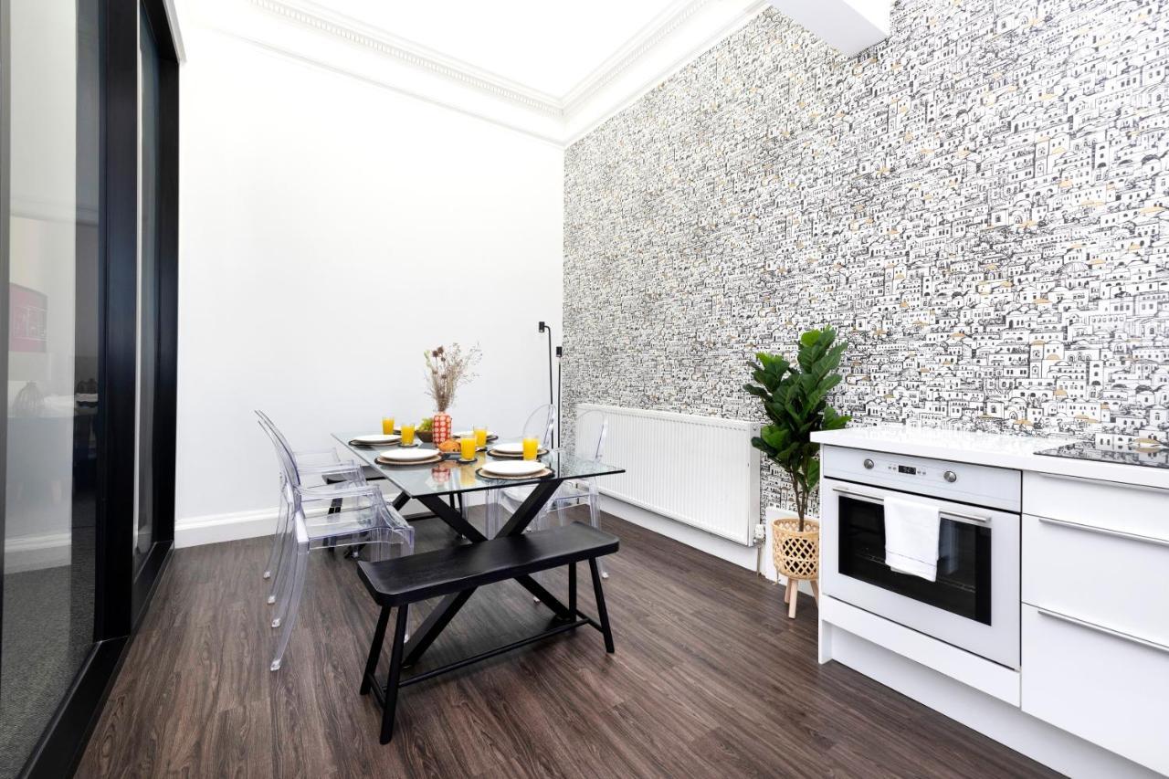 Apartamento Joivy Delightful Flat With Parking Edimburgo Exterior foto