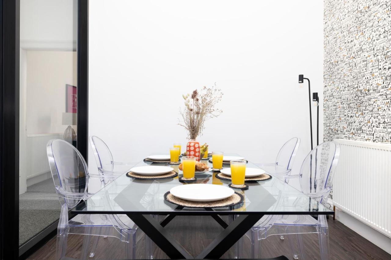 Apartamento Joivy Delightful Flat With Parking Edimburgo Exterior foto