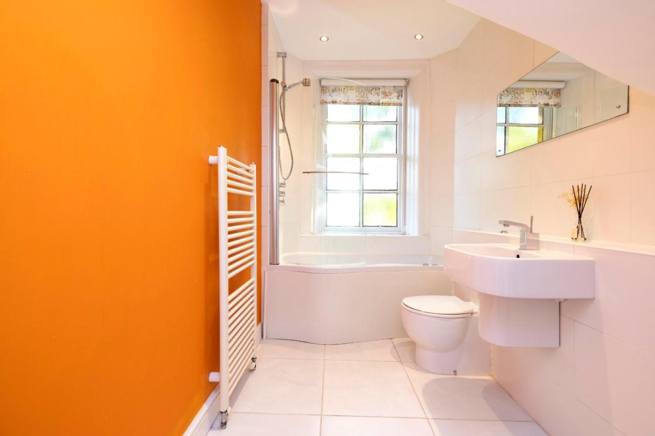 Apartamento Joivy Delightful Flat With Parking Edimburgo Exterior foto
